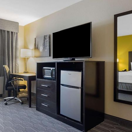 Best Western Plus Wenatchee Downtown Hotel Extérieur photo