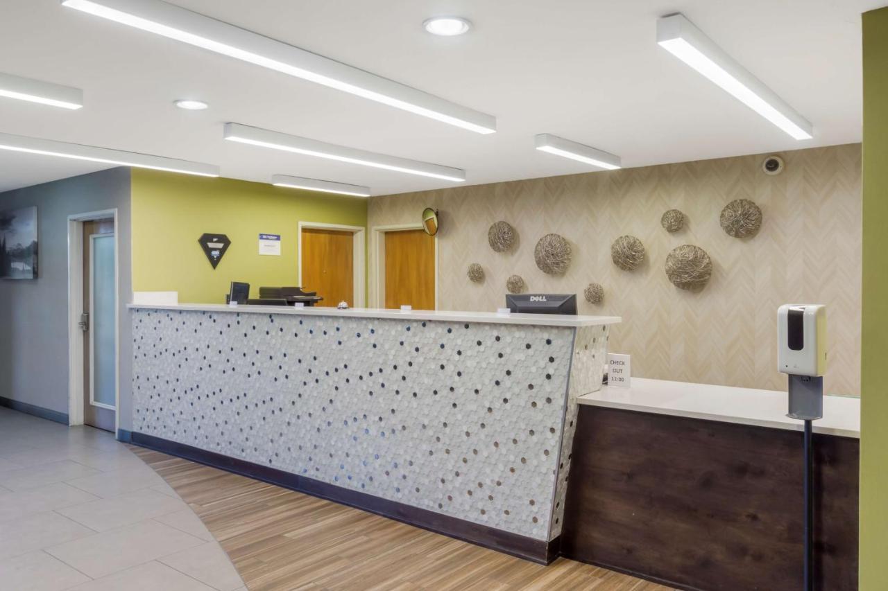 Best Western Plus Wenatchee Downtown Hotel Extérieur photo