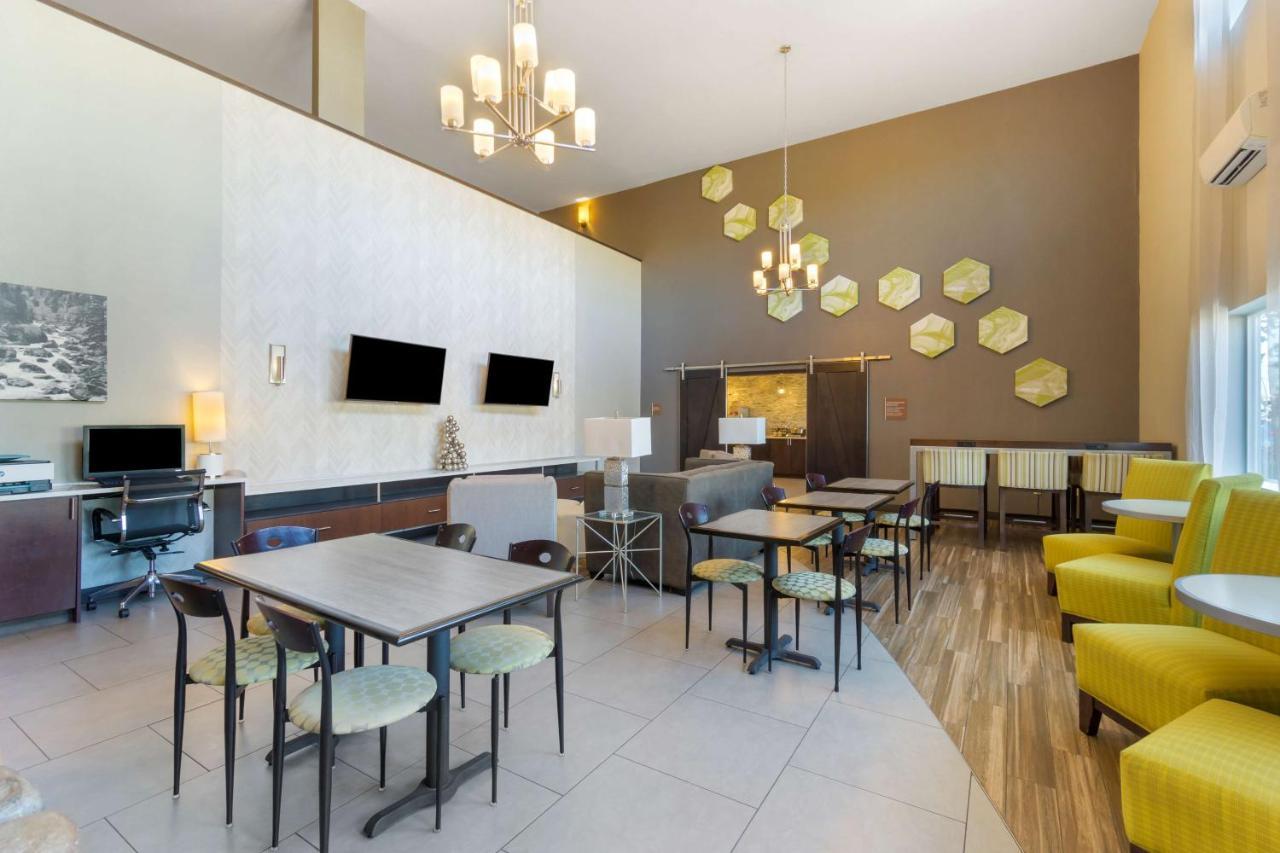 Best Western Plus Wenatchee Downtown Hotel Extérieur photo