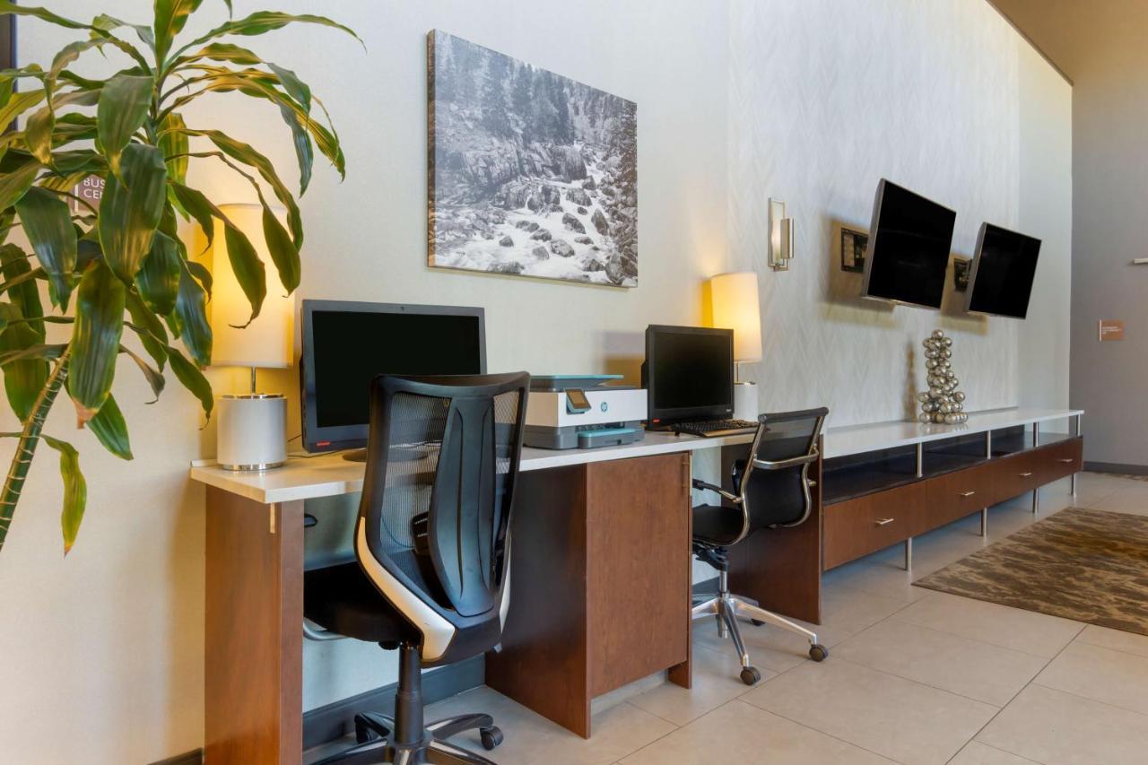Best Western Plus Wenatchee Downtown Hotel Extérieur photo